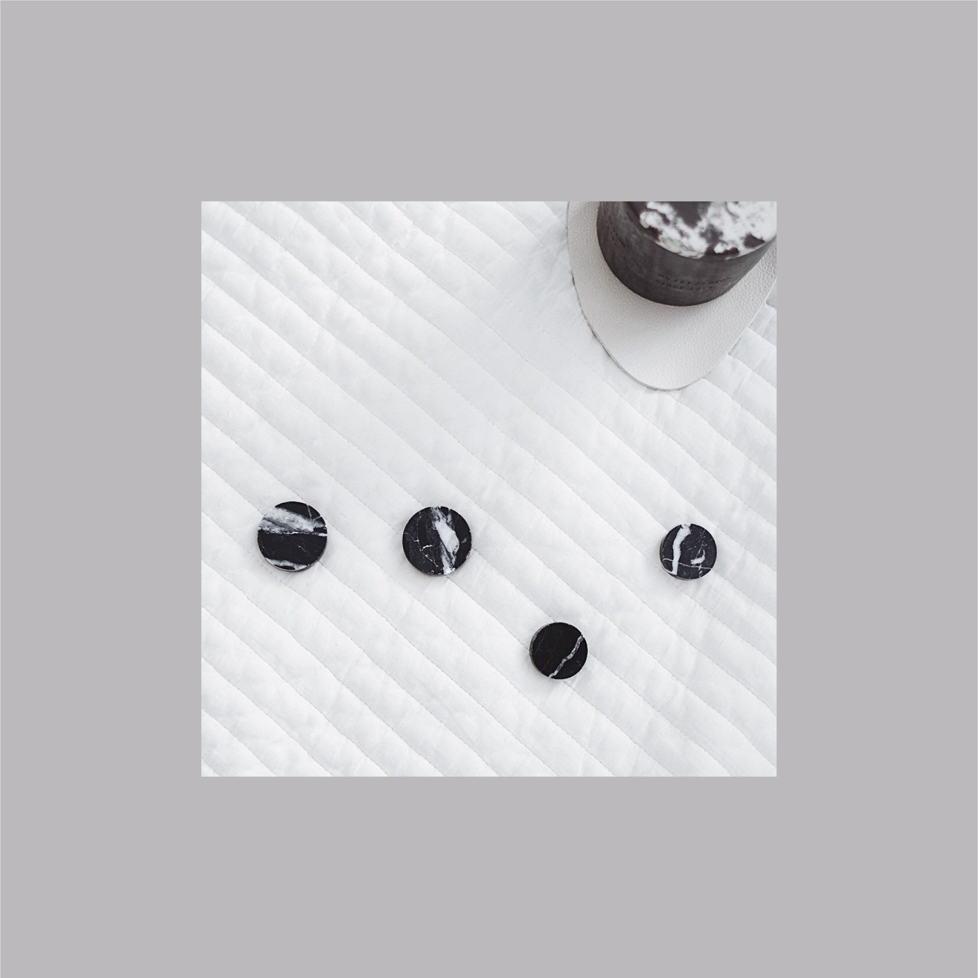 Nordic Marble Fridge Magnets - Minimalist 4-Piece Set